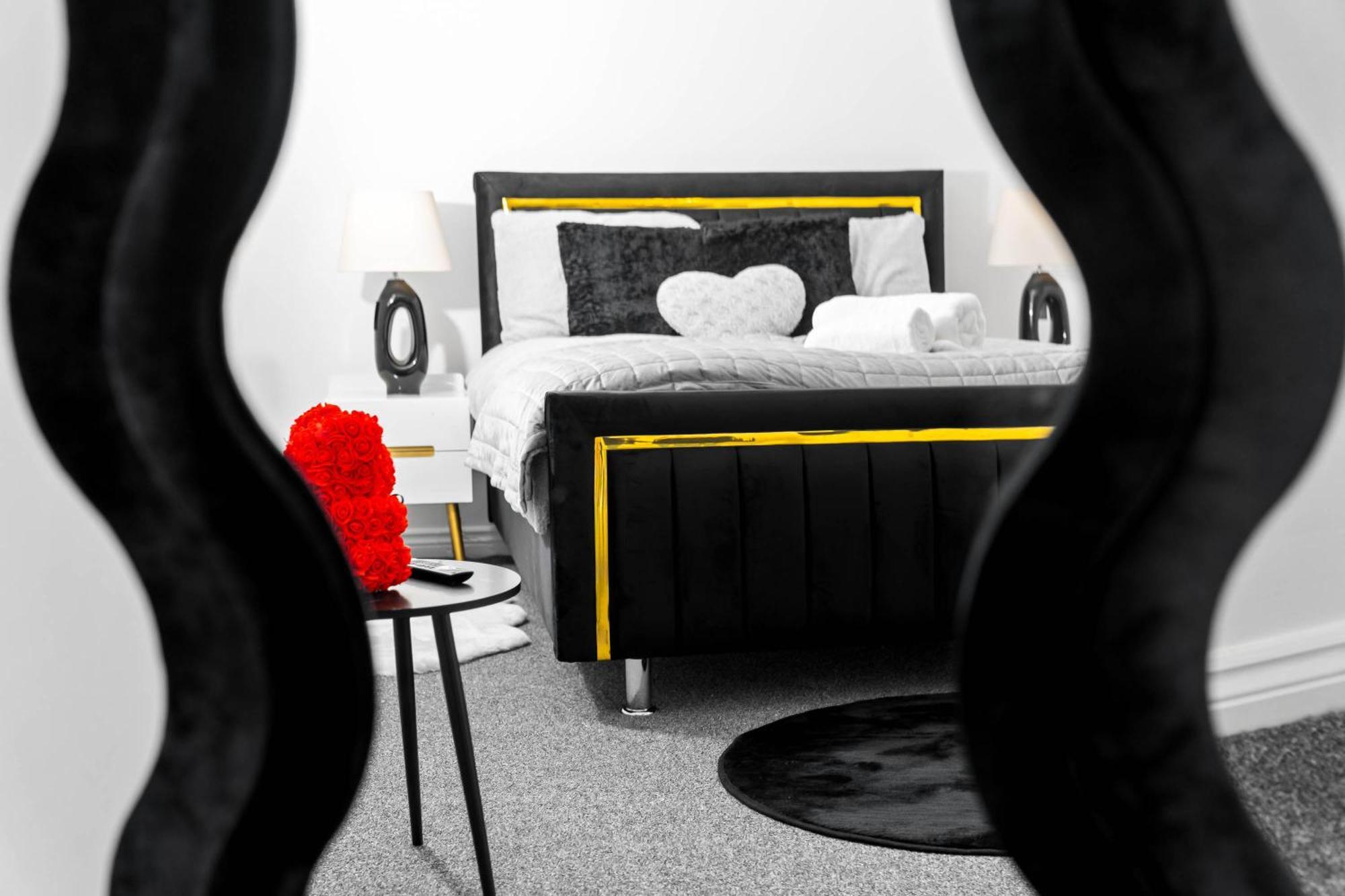 Harmony House 3 Bedroom New Build For Families, Contractors, Black Country Museum Sleeps 6 Tipton Bagian luar foto
