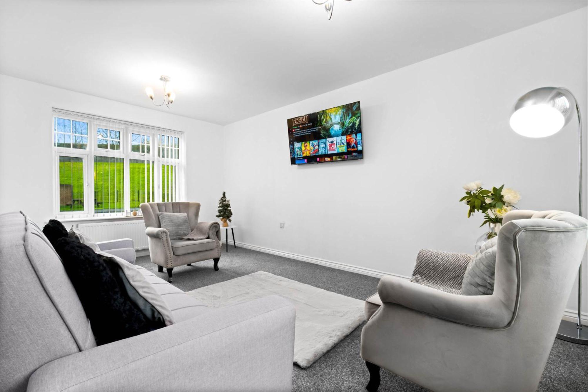 Harmony House 3 Bedroom New Build For Families, Contractors, Black Country Museum Sleeps 6 Tipton Bagian luar foto